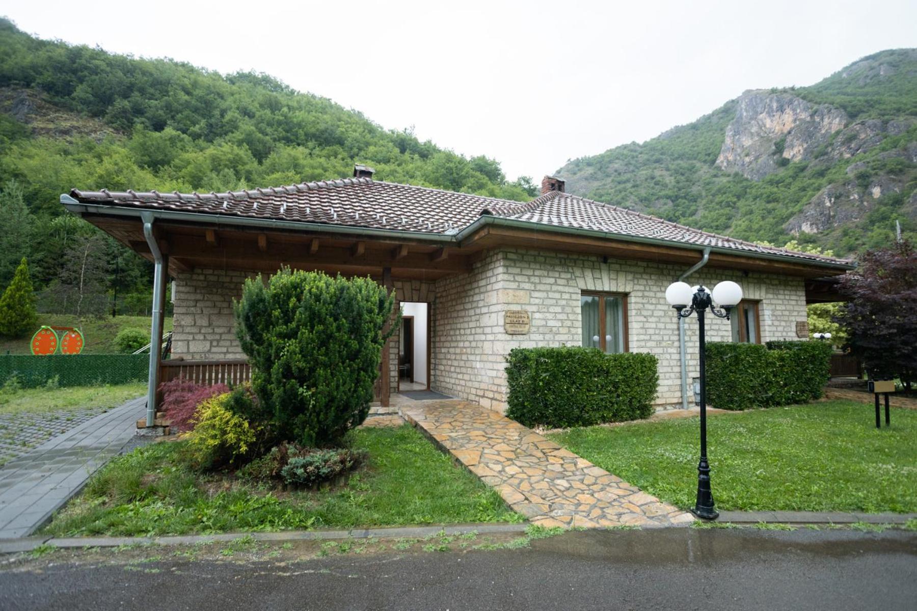 Hotel Ras Pazariste Novi Pazar Exterior foto